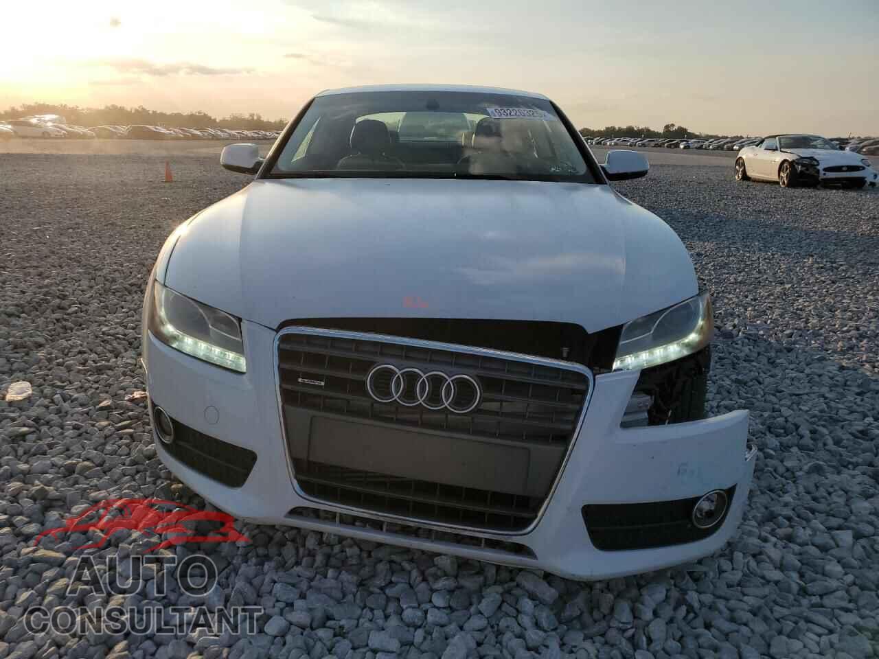 AUDI A5 2012 - WAULFAFR6CA004671