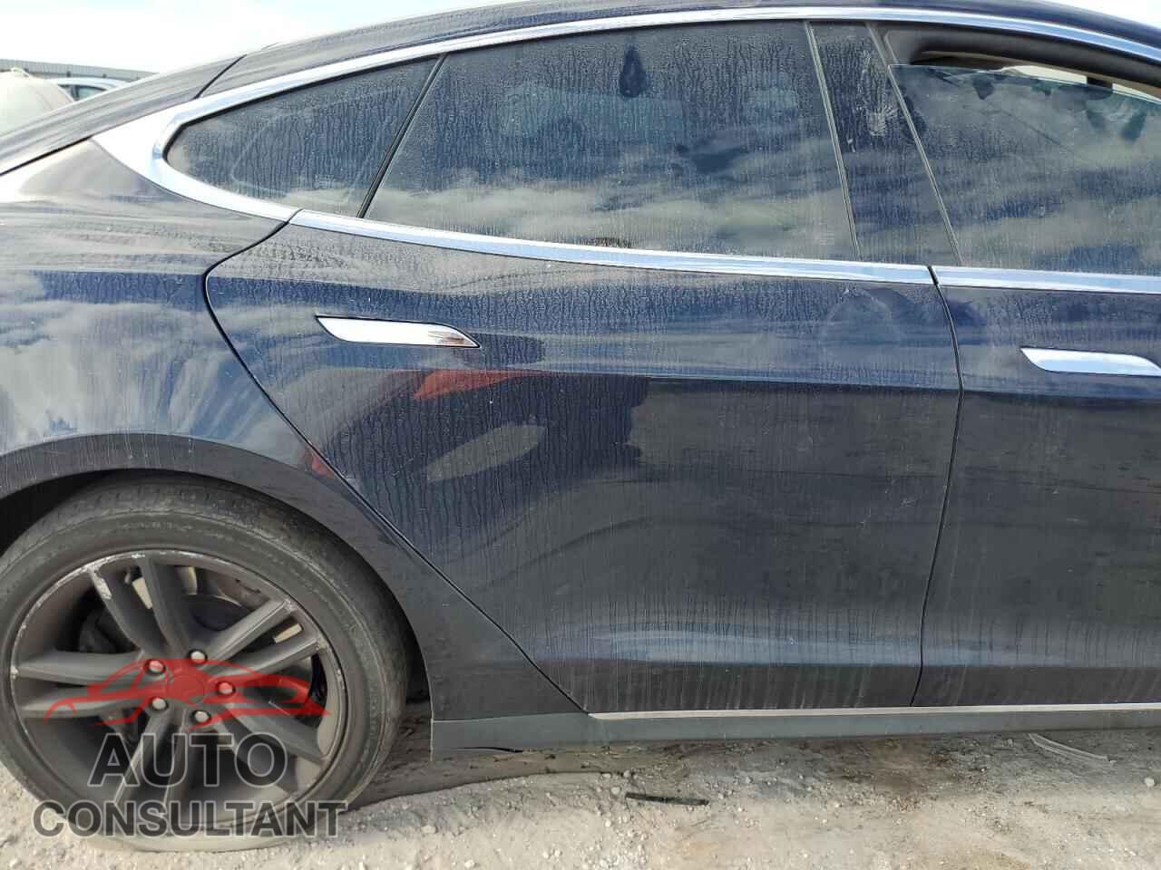 TESLA MODEL S 2014 - 5YJSA1H15EFP41245