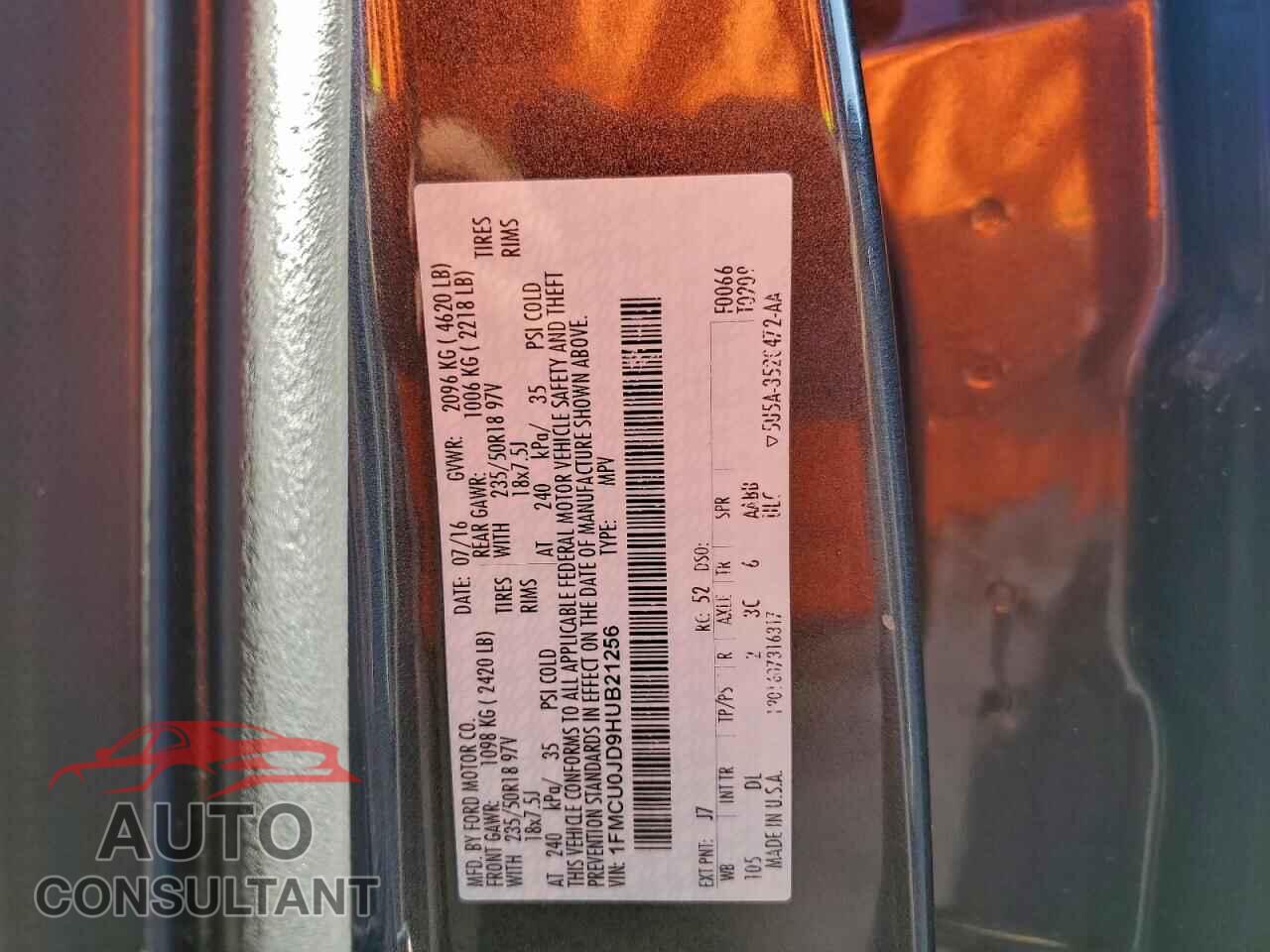 FORD ESCAPE 2017 - 1FMCU0JD9HUB21256