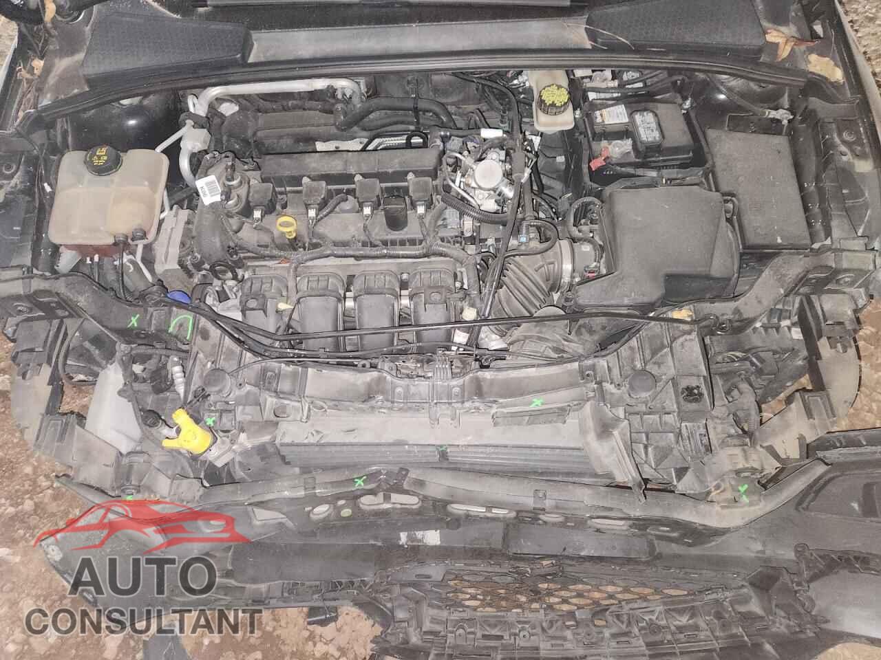 FORD FOCUS 2018 - 1FADP3K27JL201431