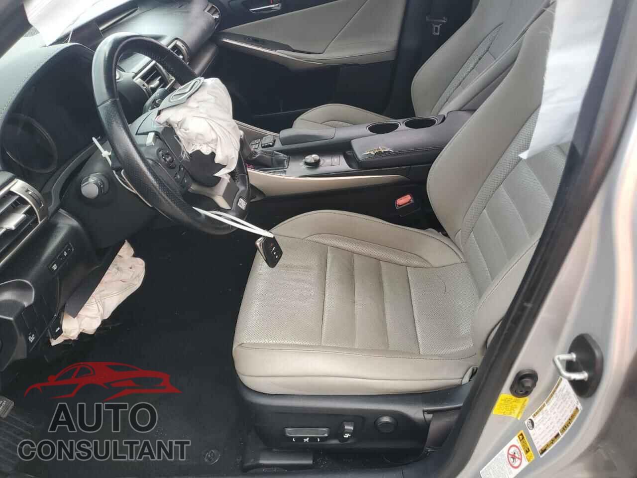 LEXUS IS 2015 - JTHBF1D23F5068604
