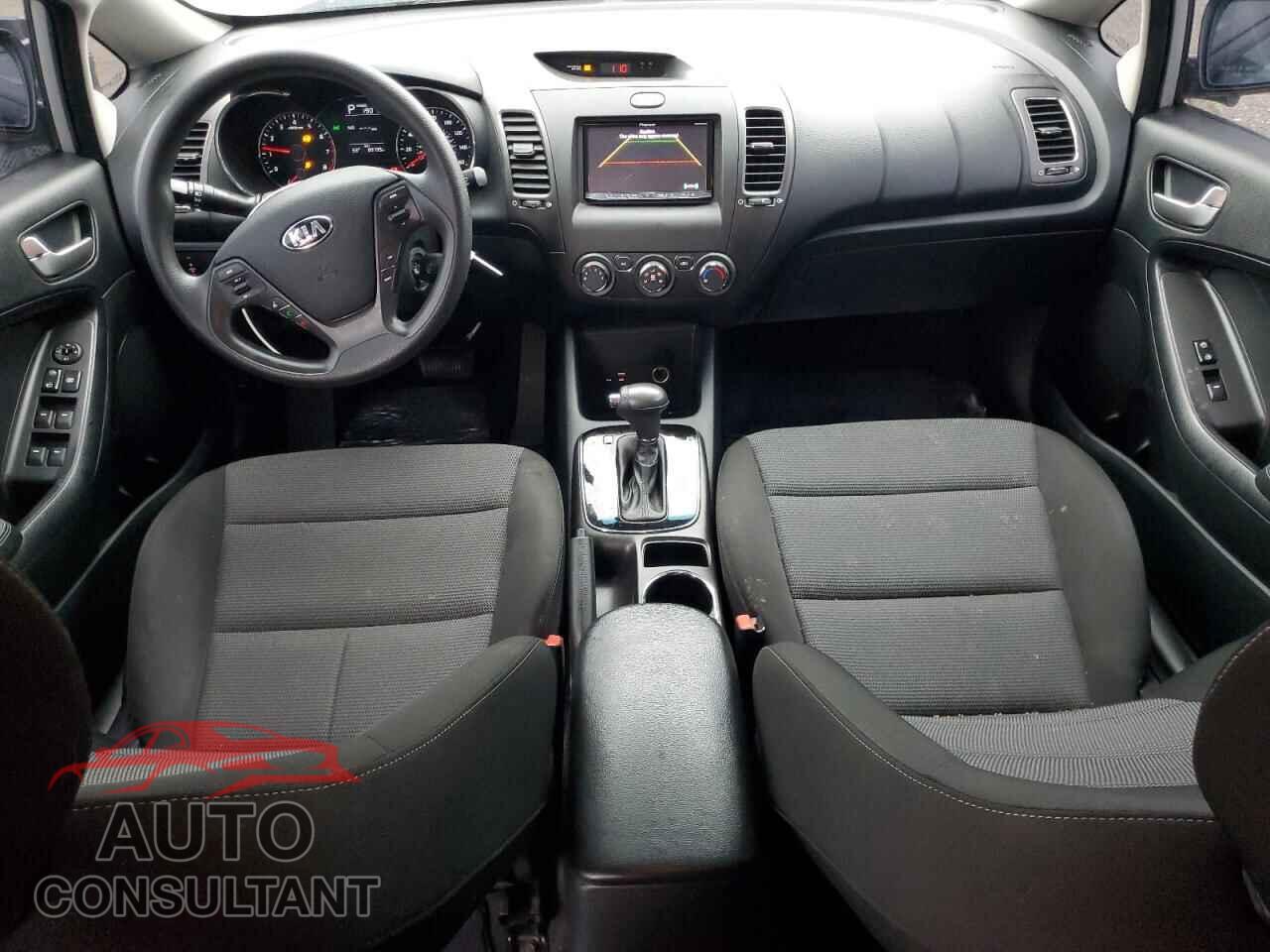 KIA FORTE 2017 - 3KPFK4A71HE006576