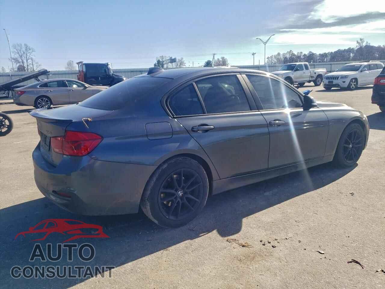BMW 3 SERIES 2016 - WBA8E5G5XGNT41662