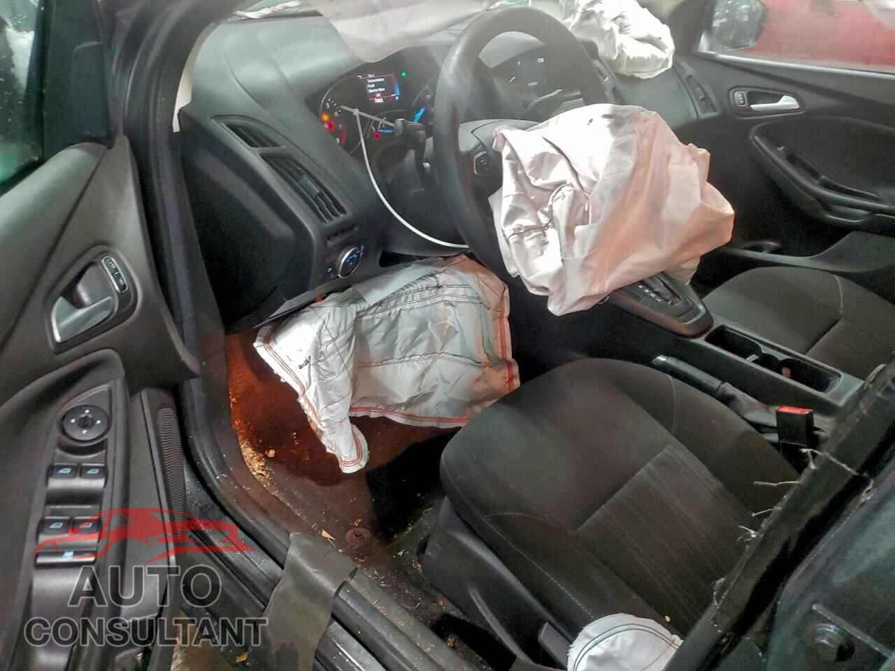 FORD FOCUS 2017 - 1FADP3F25HL230351
