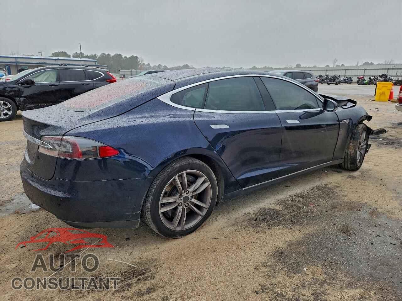 TESLA MODEL S 2014 - 5YJSA1S15EFP65103