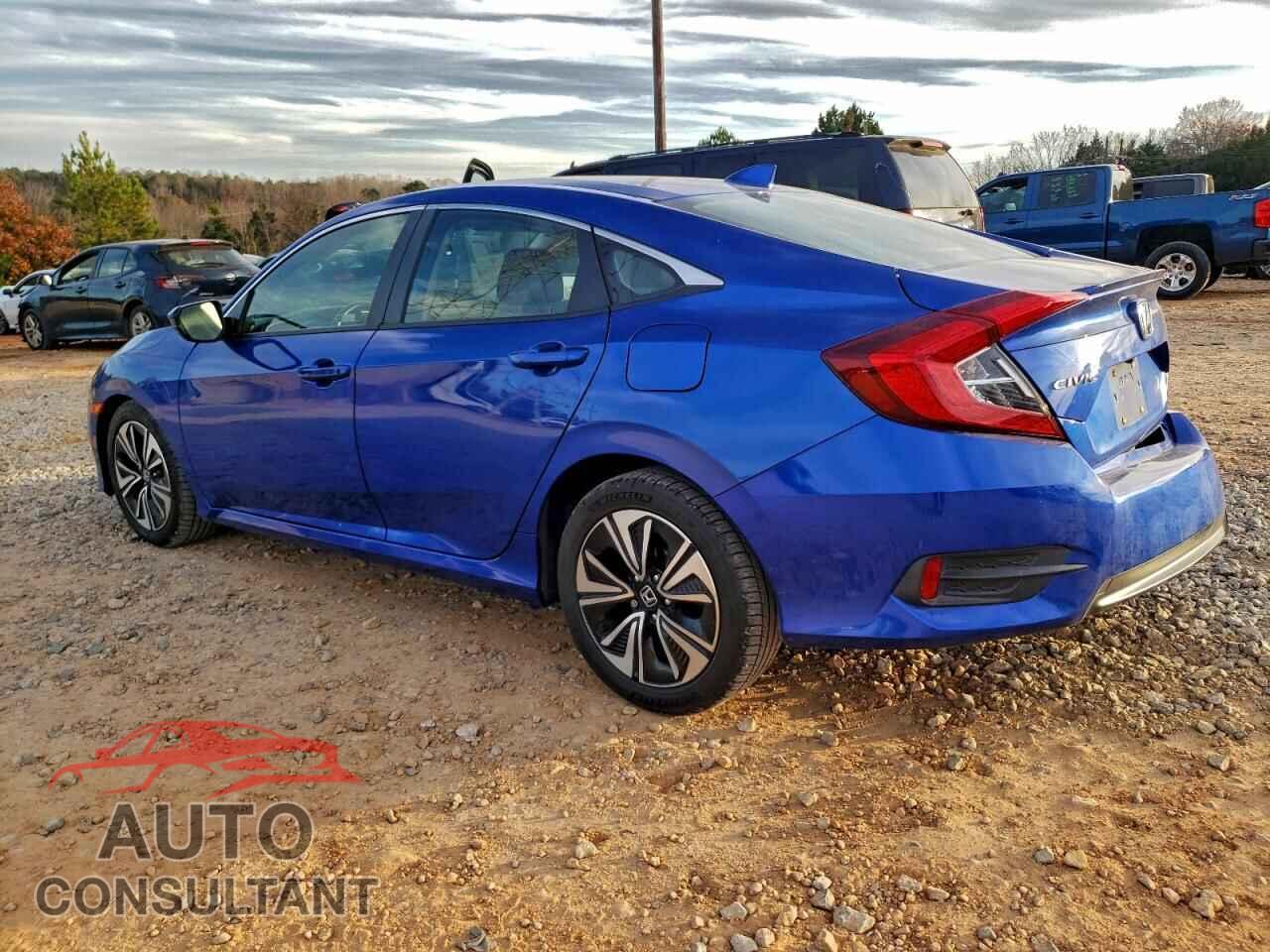 HONDA CIVIC 2018 - JHMFC1F37JX035375