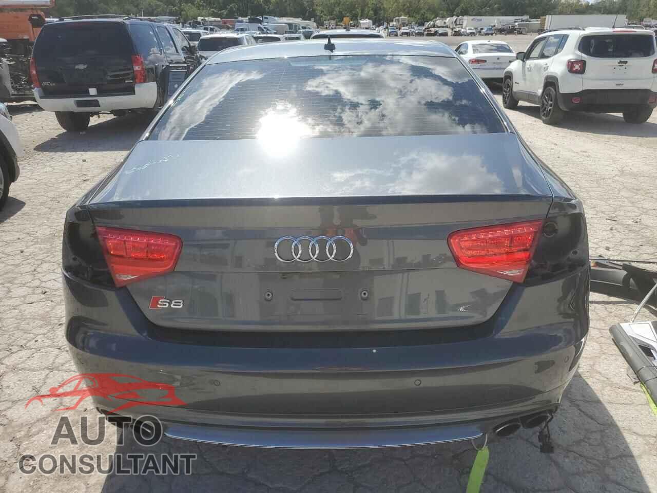 AUDI S8 2014 - WAUD2AFD2EN009155