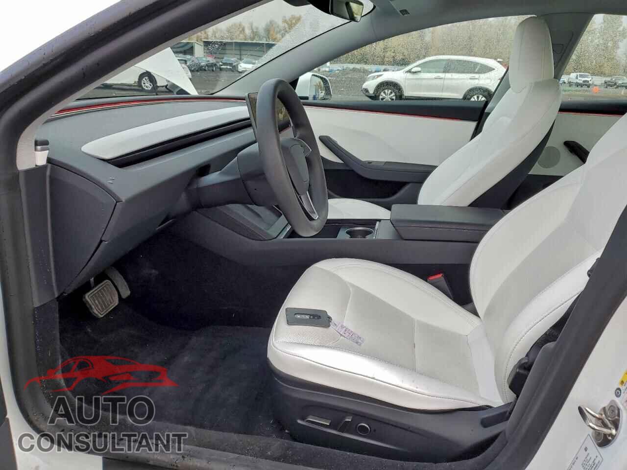 TESLA MODEL 3 2024 - 5YJ3E1EA0RF830983