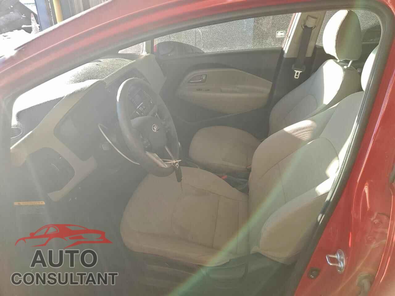 KIA RIO 2014 - KNADM4A39E6335457