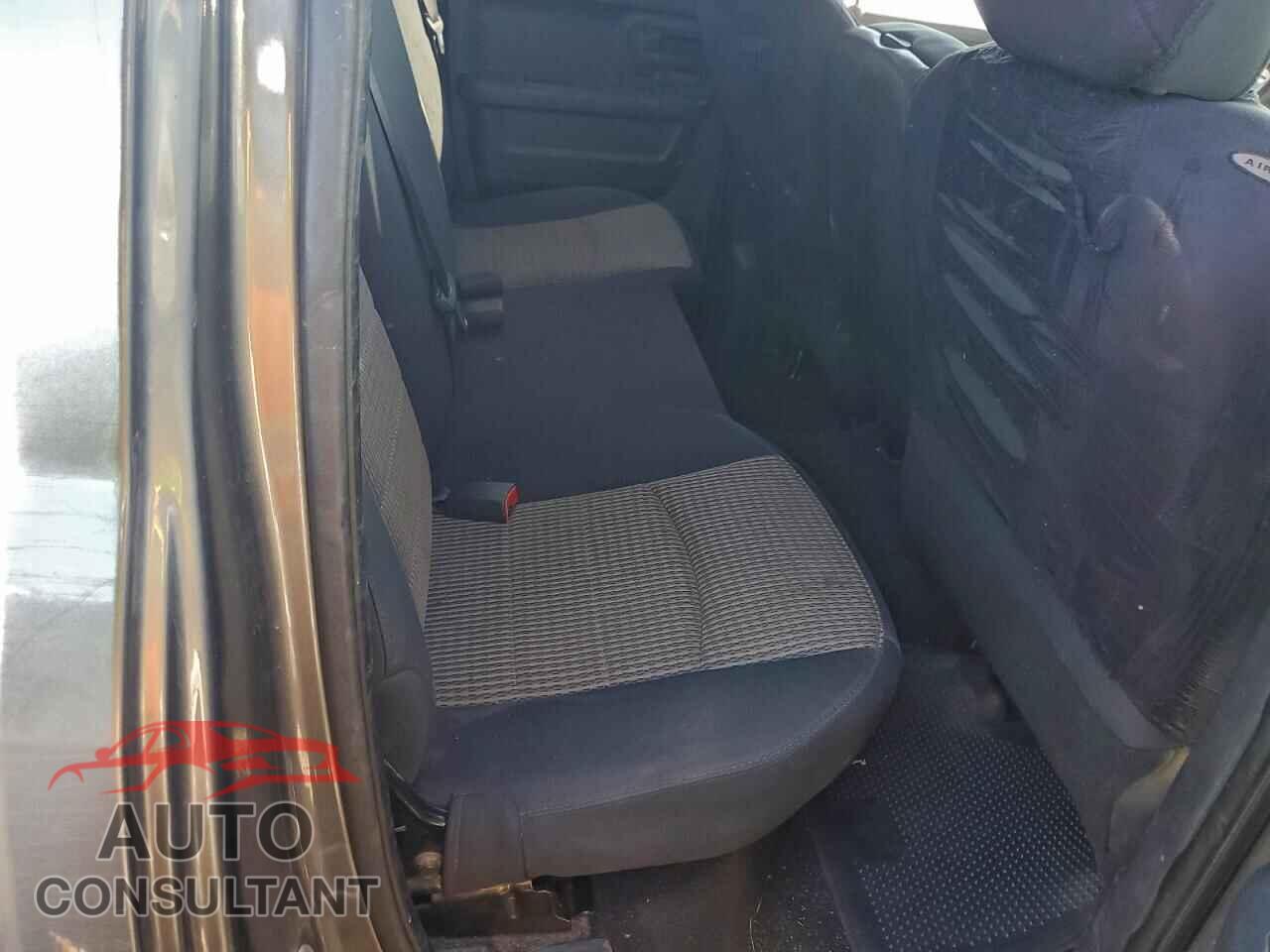 DODGE RAM 1500 2012 - 1C6RD7FT4CS303613