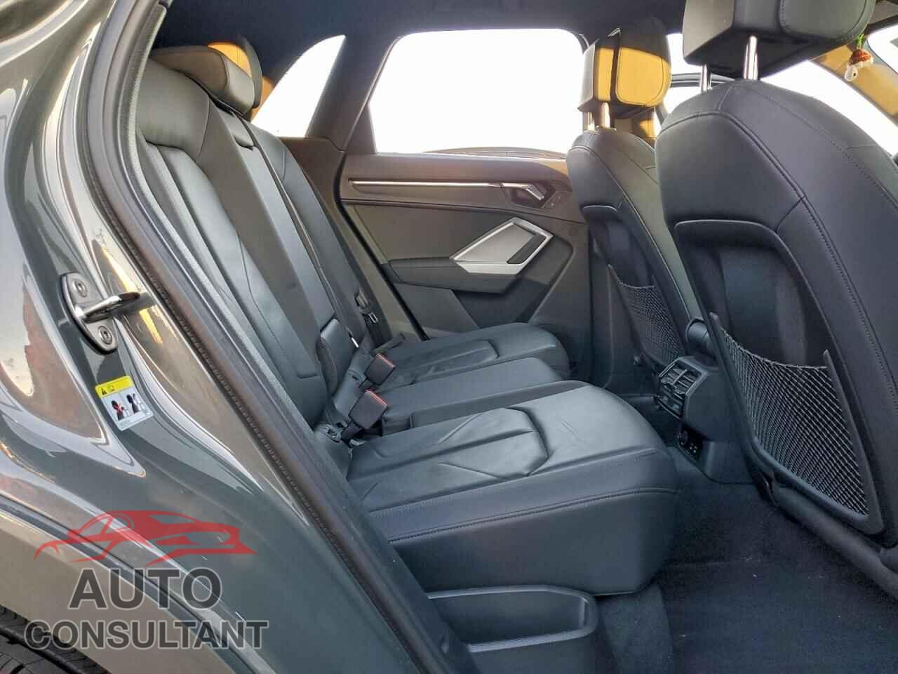 AUDI Q3 2024 - WA1EECF34R1199727