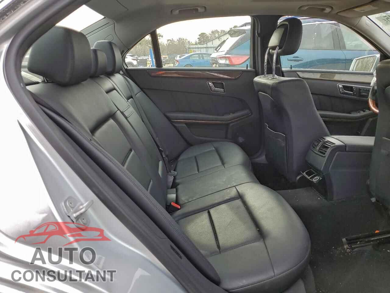 MERCEDES-BENZ E-CLASS 2010 - WDDHF5GB0AA049917