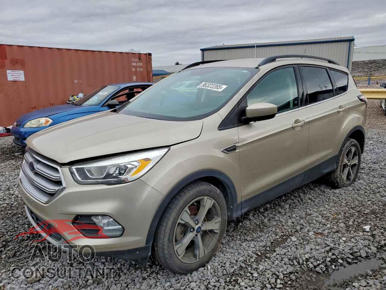 FORD ESCAPE 2017 - 1FMCU0GD0HUF04428