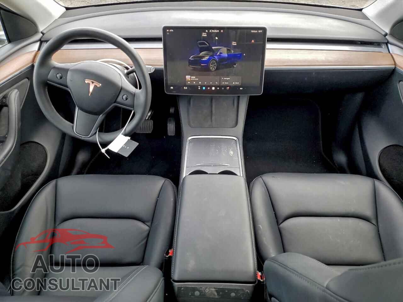 TESLA MODEL Y 2024 - 7SAYGAEE5RF090840