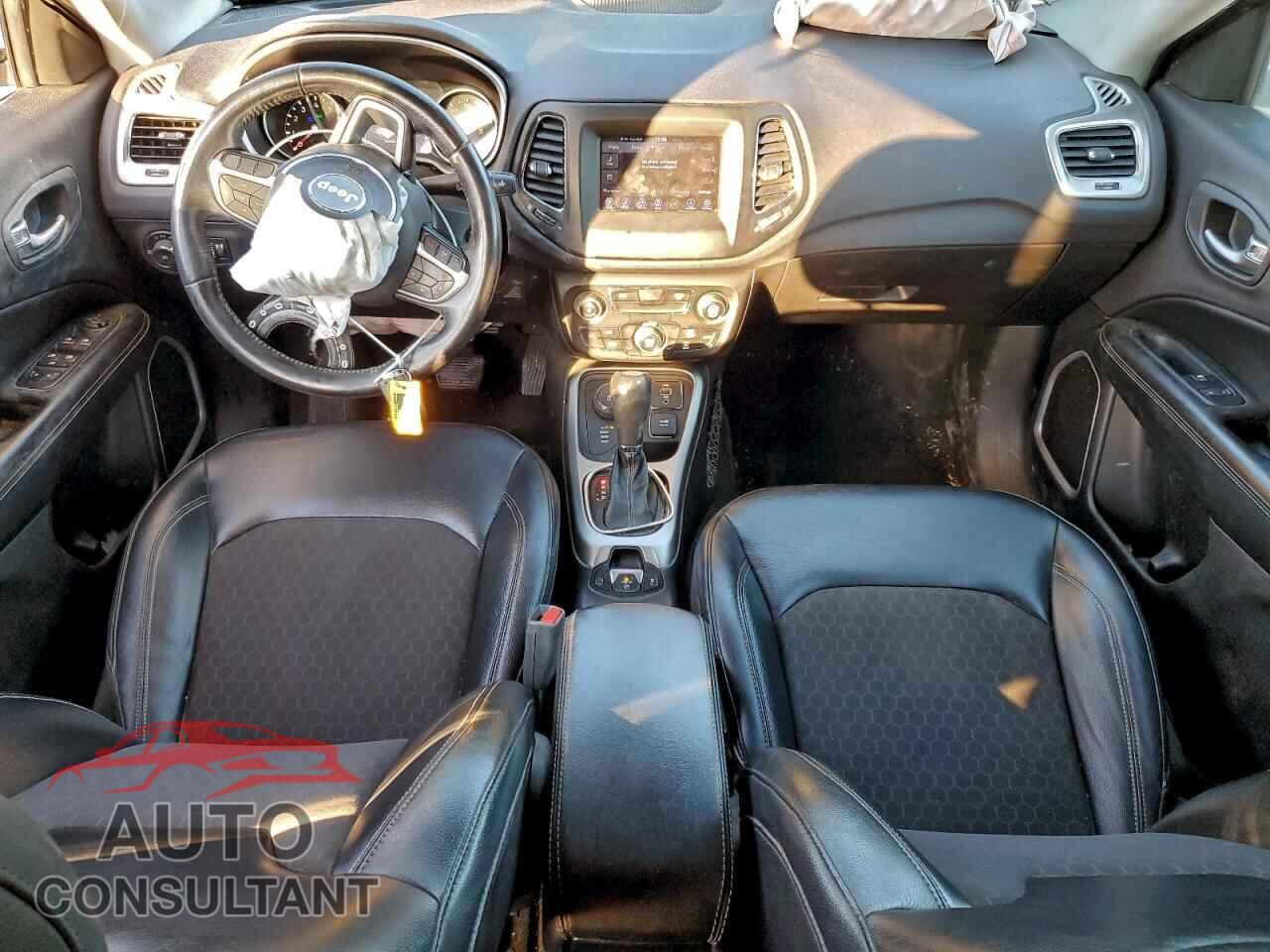 JEEP COMPASS 2017 - 3C4NJDBB0HT692977