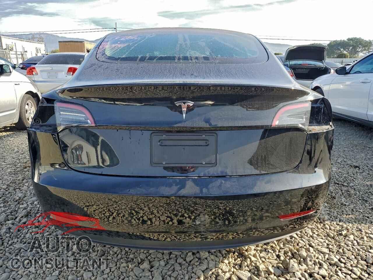 TESLA MODEL 3 2023 - 5YJ3E1EA1PF688835