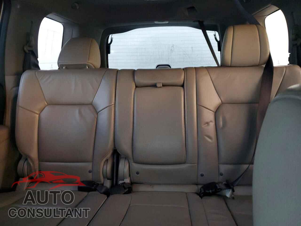HONDA PILOT 2012 - 5FNYF4H52CB059100