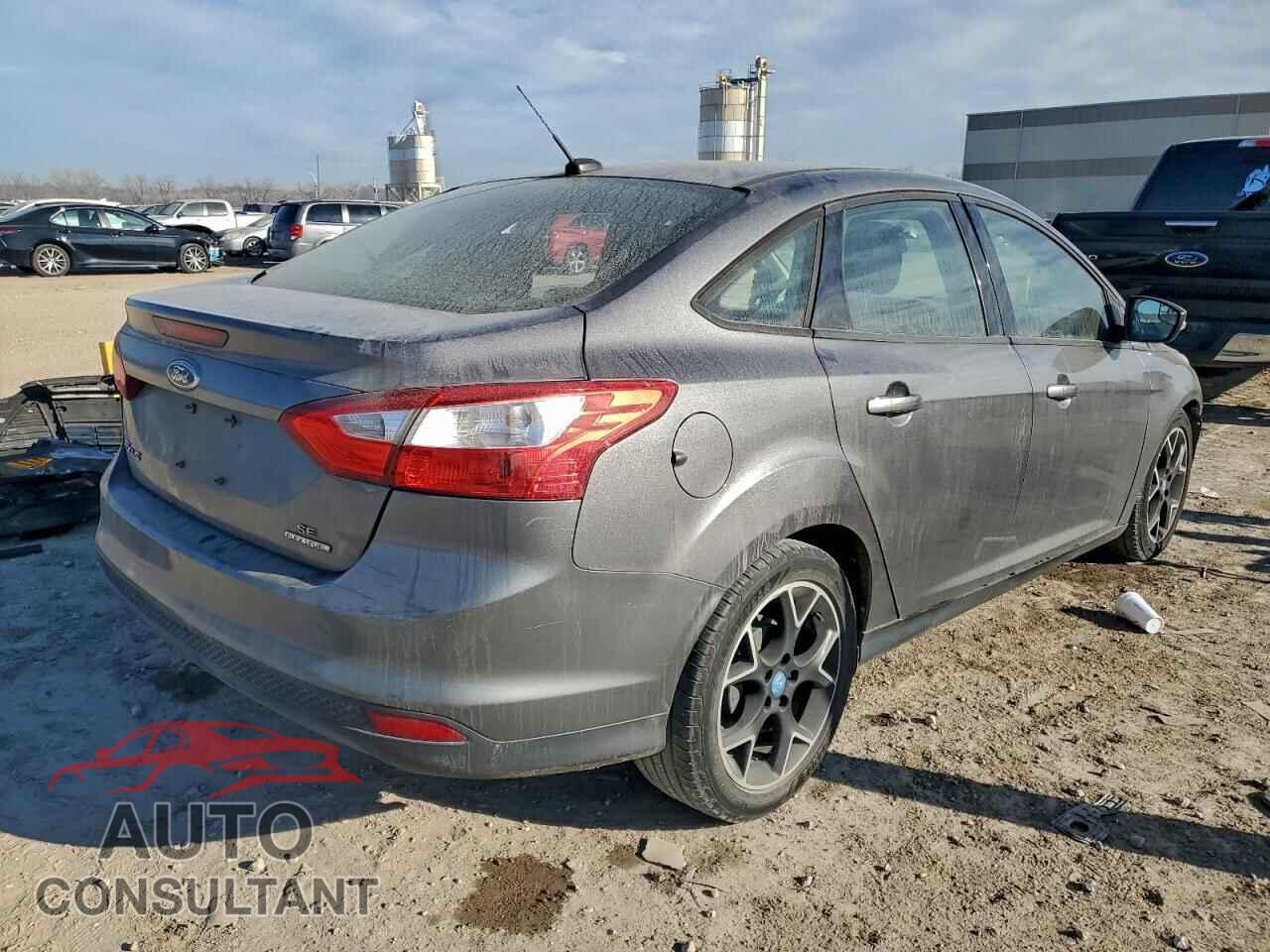 FORD FOCUS 2013 - 1FADP3F27DL112876