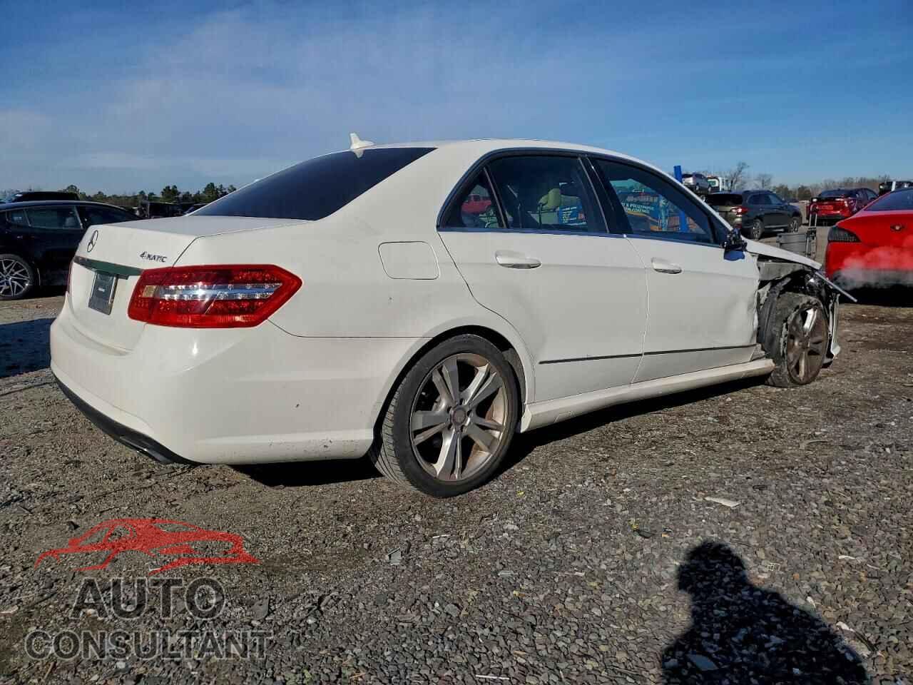 MERCEDES-BENZ E-CLASS 2013 - WDDHF8JB9DA676582
