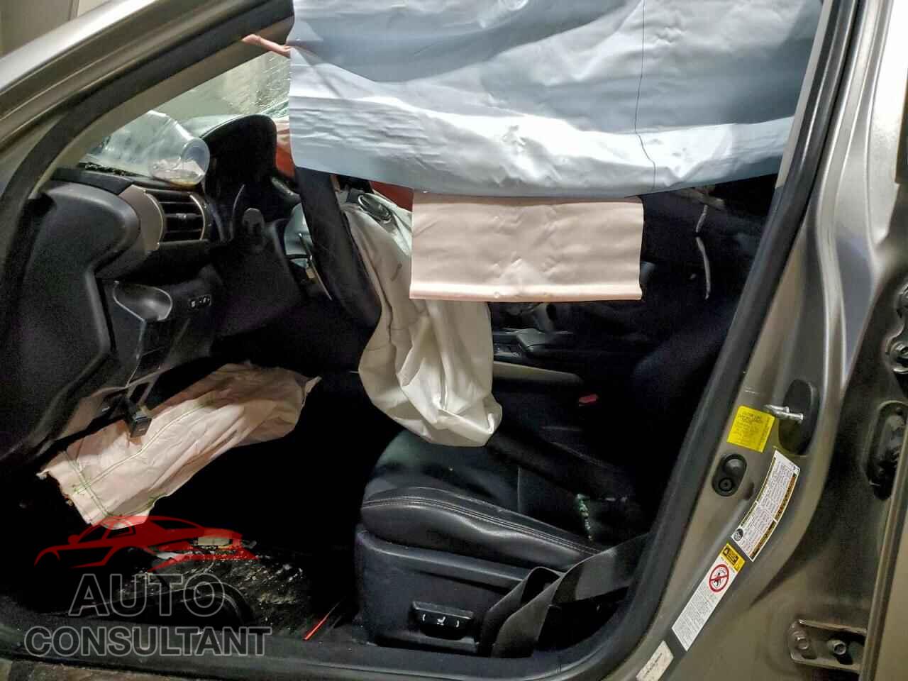 LEXUS IS 2014 - JTHBF1D24E5018034