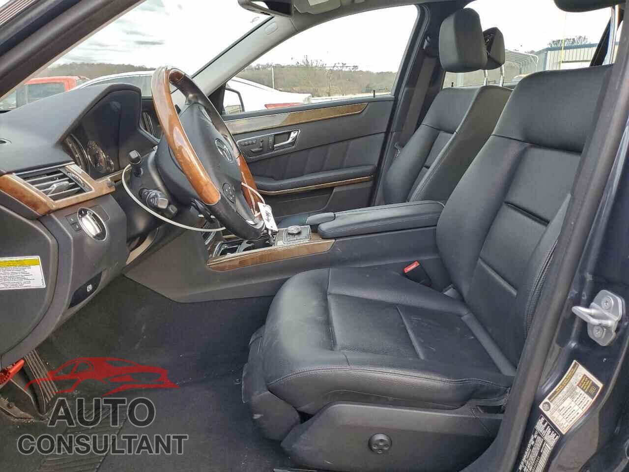 MERCEDES-BENZ E-CLASS 2011 - WDDHF8HB4BA442644