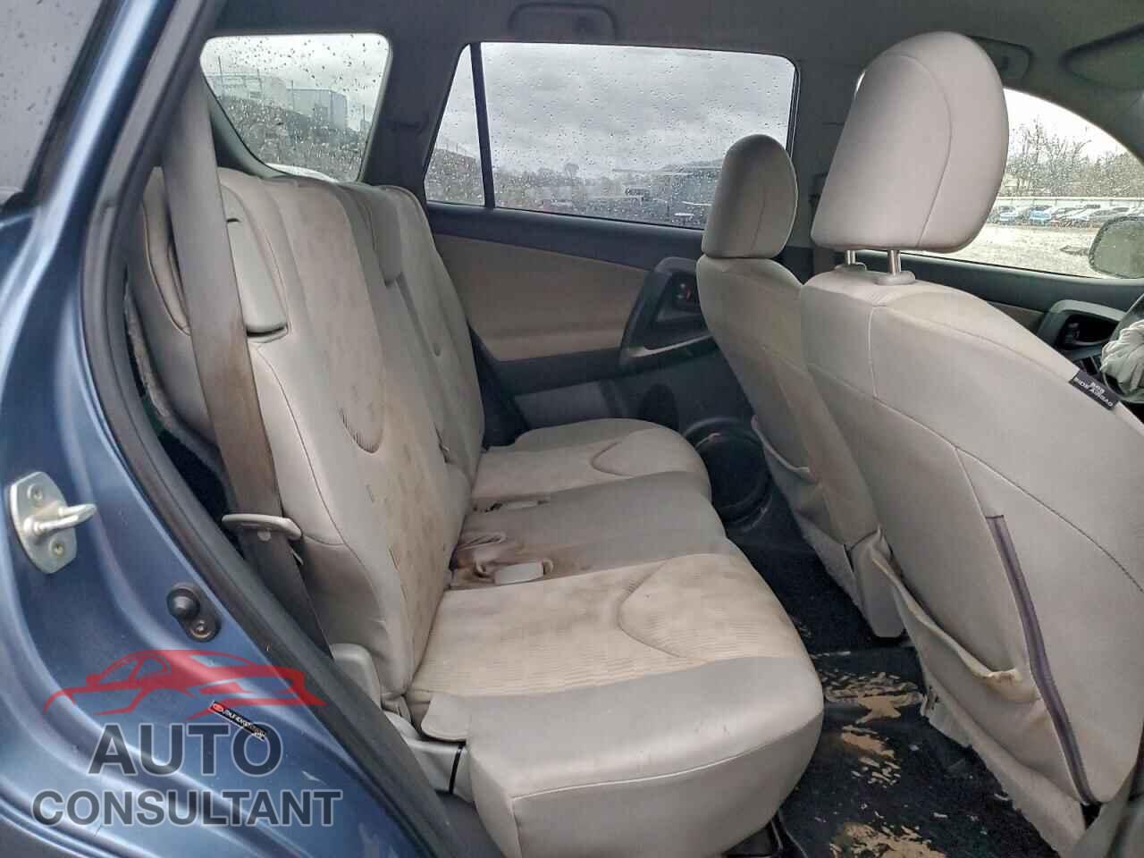 TOYOTA RAV4 2012 - JTMJF4DV0C5058357