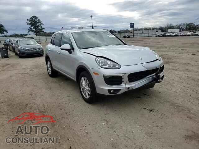 PORSCHE CAYENNE 2018 - WP1AA2A23JKA05680