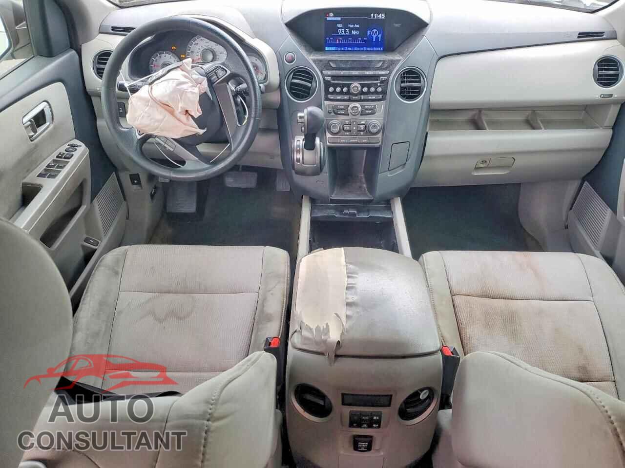 HONDA PILOT 2015 - 5FNYF3H48FB008089