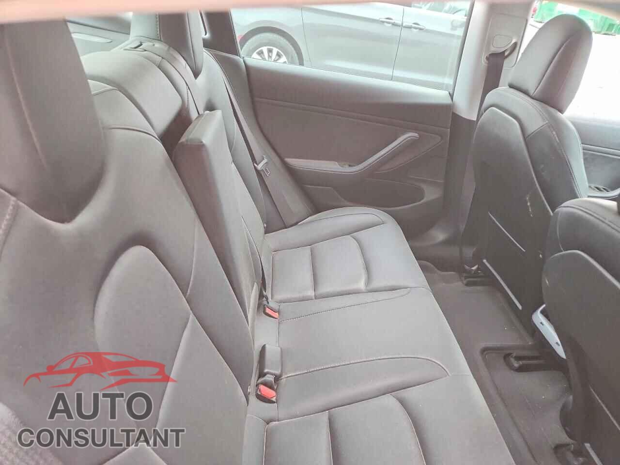TESLA MODEL 3 2018 - 5YJ3E1EB6JF091681