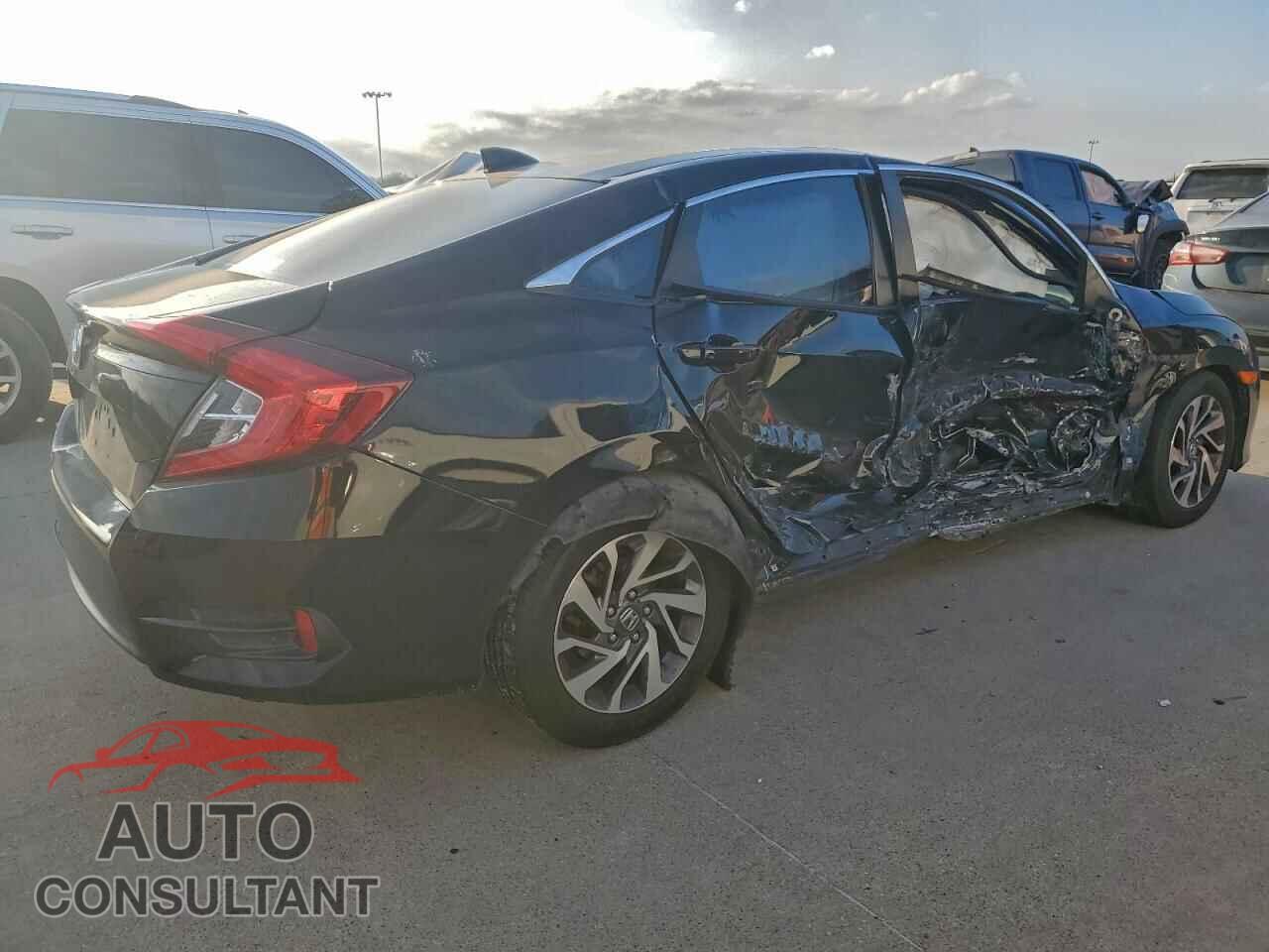 HONDA CIVIC 2017 - 19XFC2F77HE031797