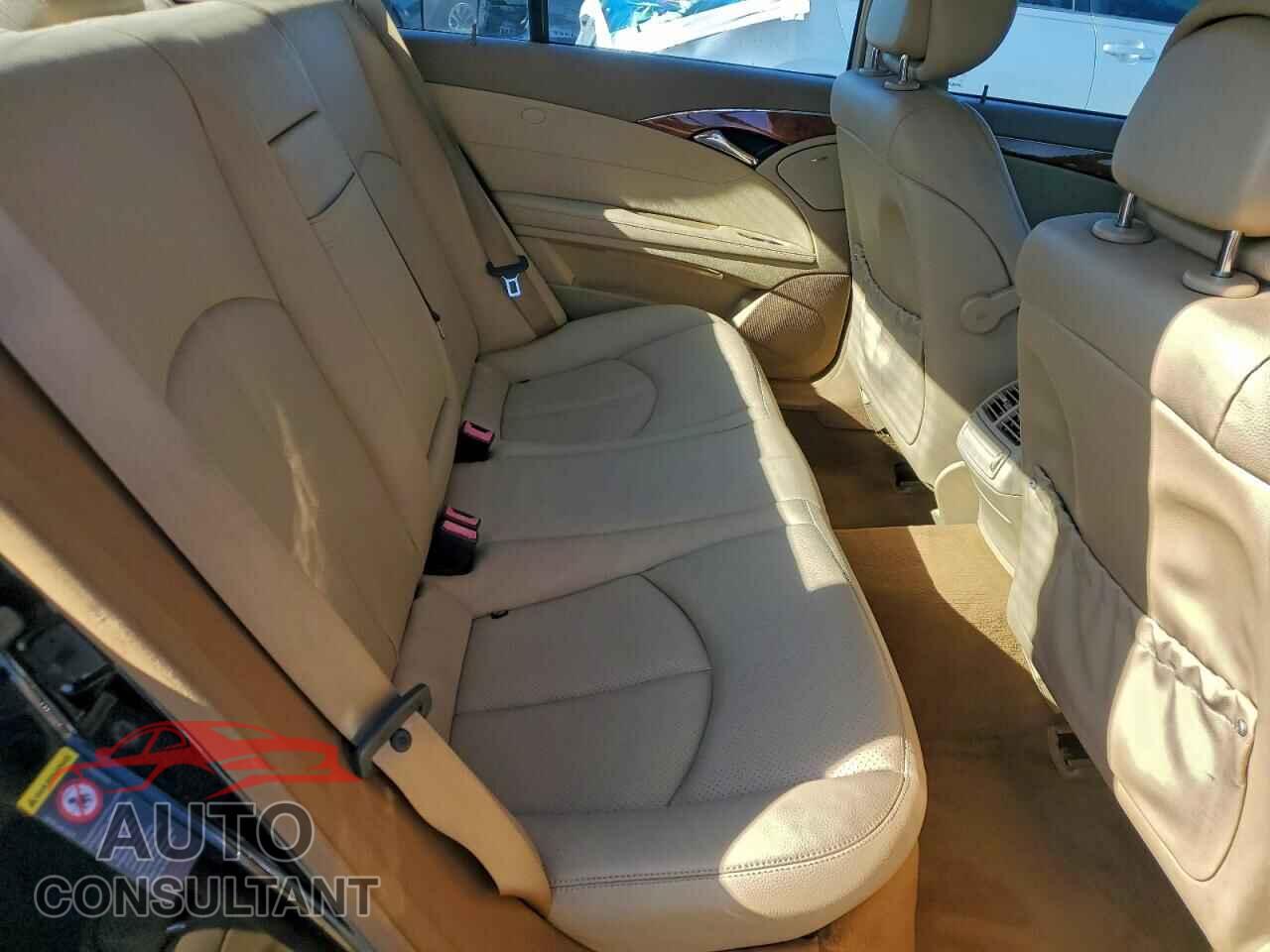 MERCEDES-BENZ E-CLASS 2009 - WDBUF56X19B417113