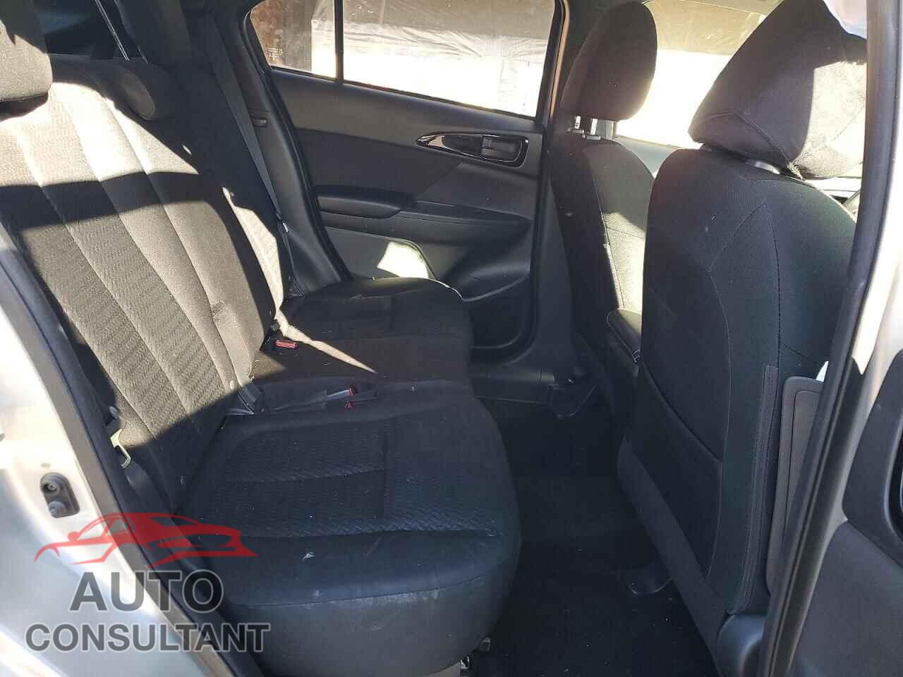 MITSUBISHI ECLIPSE 2018 - JA4AT4AA2JZ047743