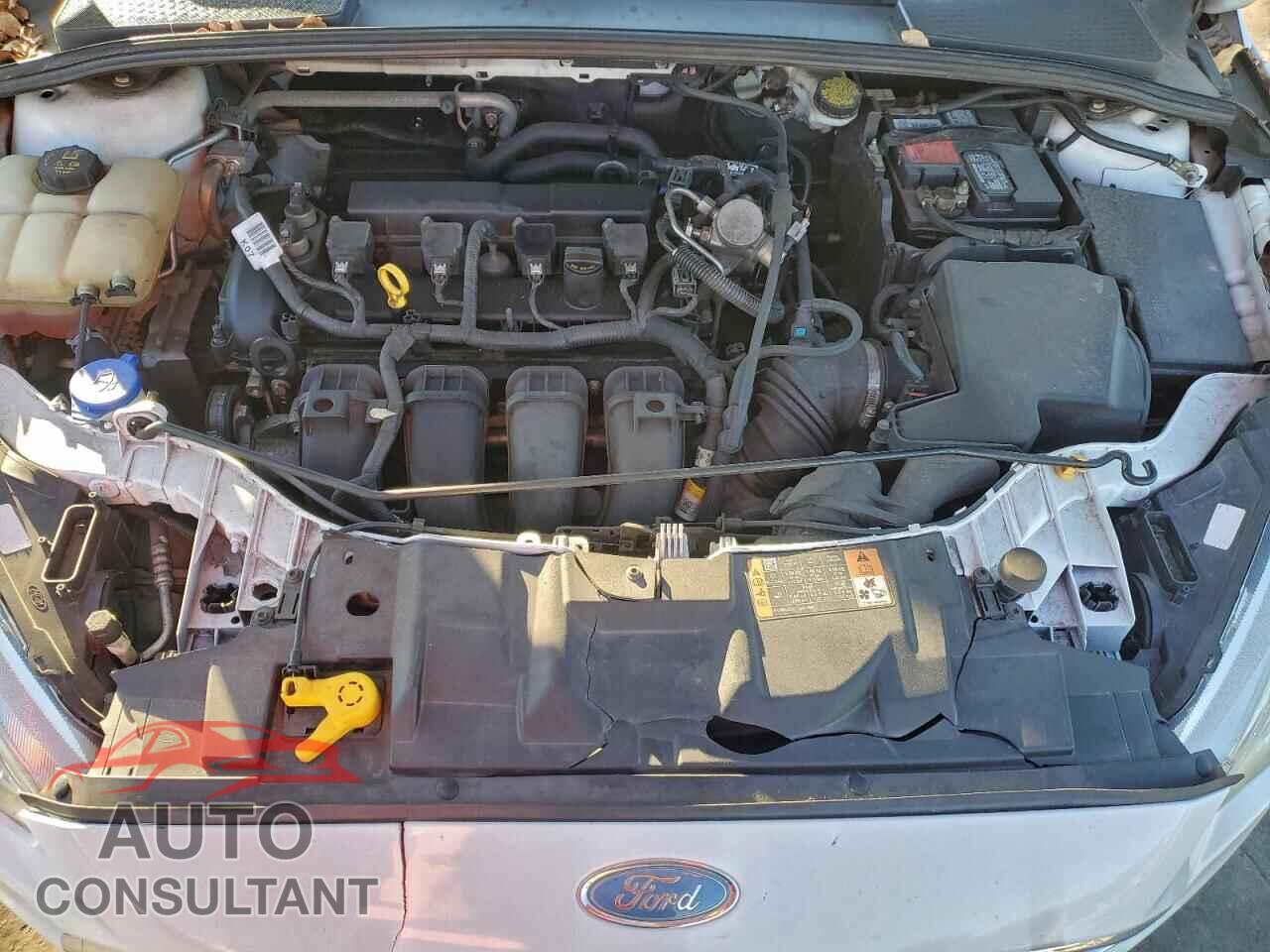 FORD FOCUS 2016 - 1FADP3E24GL367927