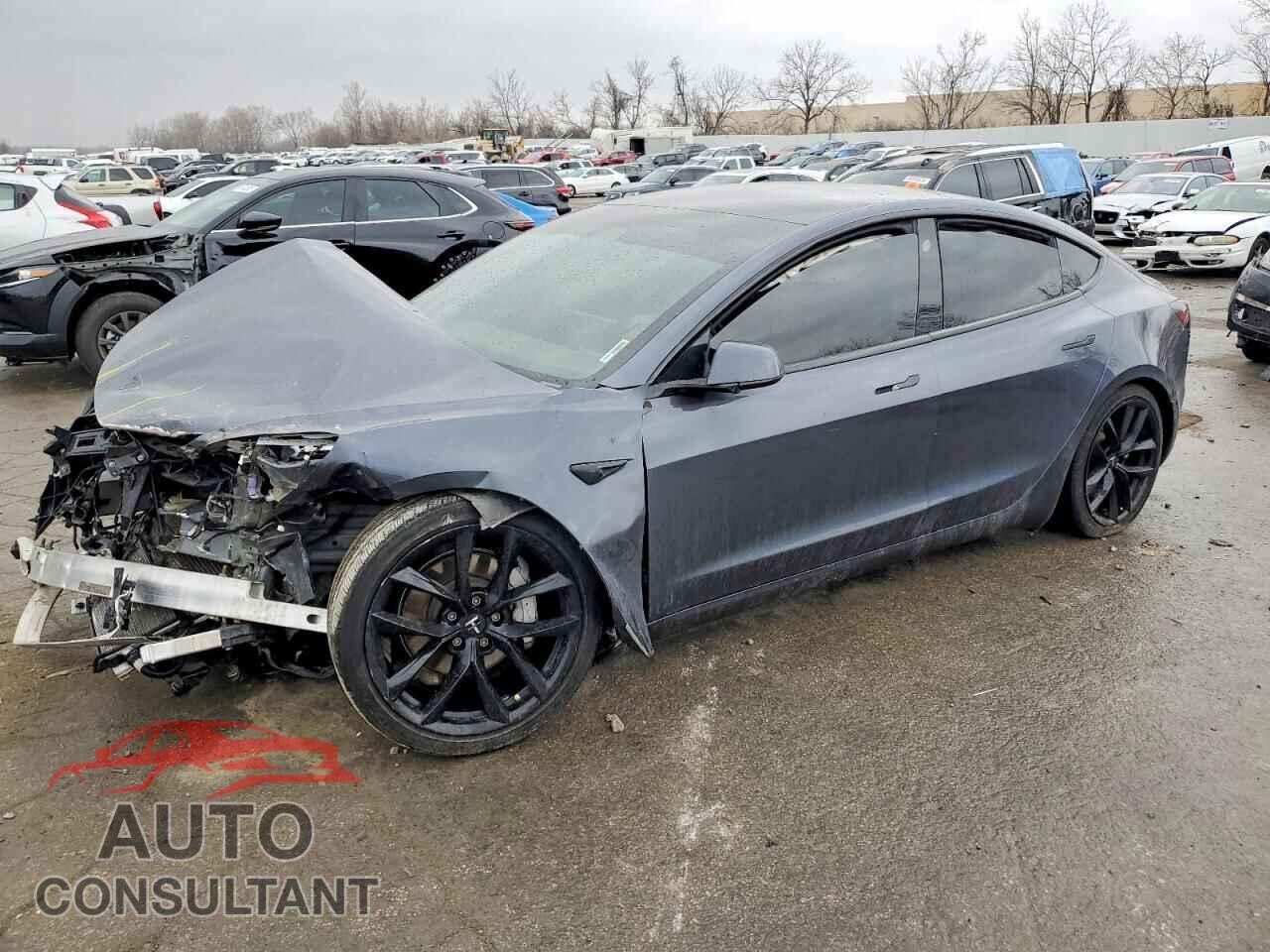 TESLA MODEL 3 2018 - 5YJ3E1EB3JF090598