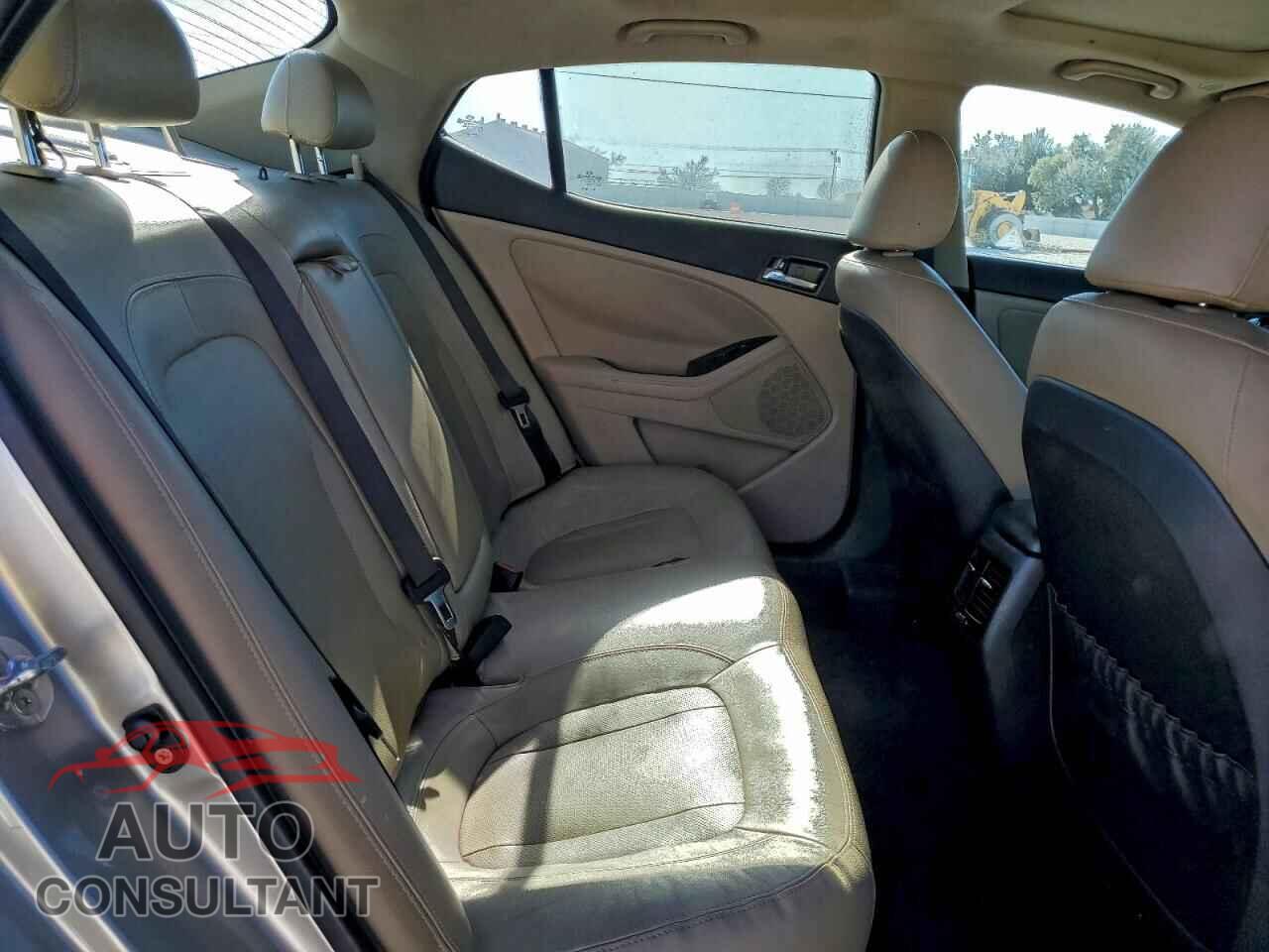KIA OPTIMA 2012 - KNAGM4AD3C5017357