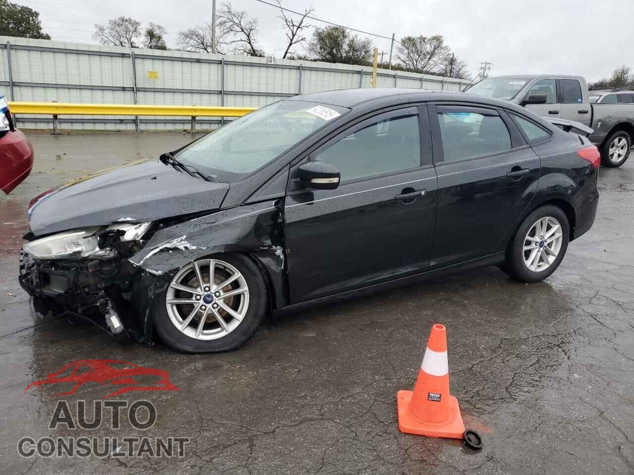 FORD FOCUS 2015 - 1FADP3F26FL217542