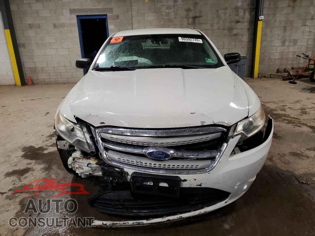 FORD TAURUS 2011 - 1FAHP2DW6BG165673