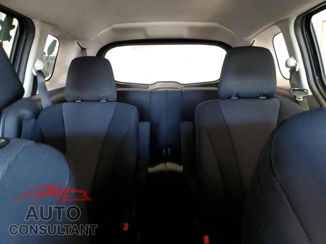 MAZDA 5 2013 - JM1CW2BL6D0148383