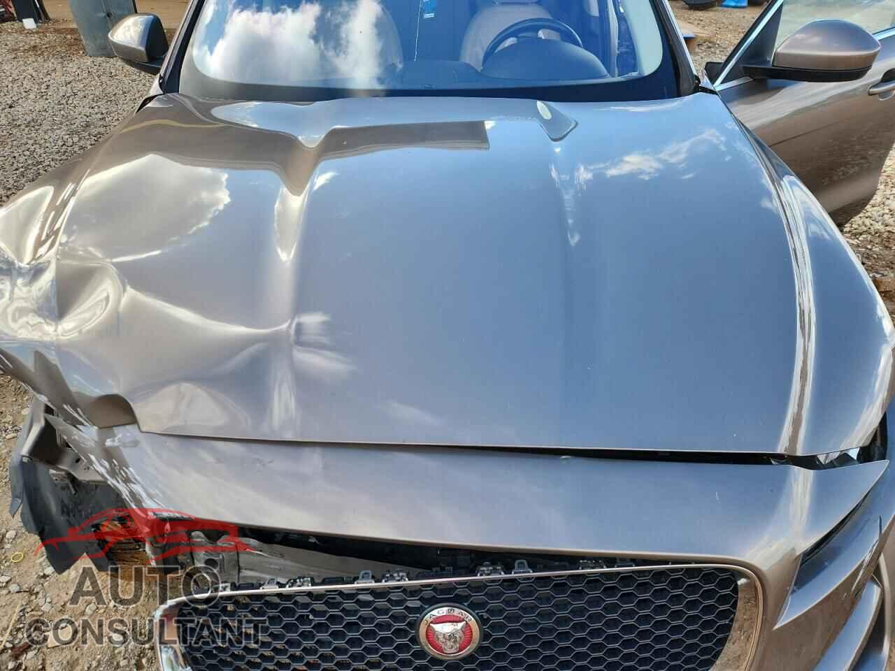 JAGUAR F-PACE 2017 - SADCK2BV8HA087197