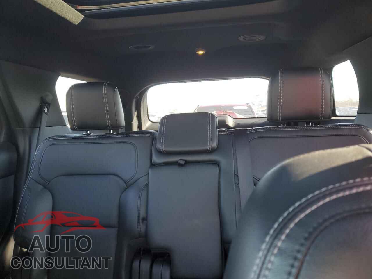 FORD EXPLORER 2017 - 1FM5K8F89HGD81017