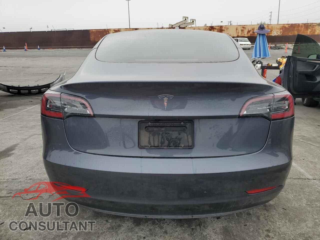 TESLA MODEL 3 2023 - 5YJ3E1EA4PF499421