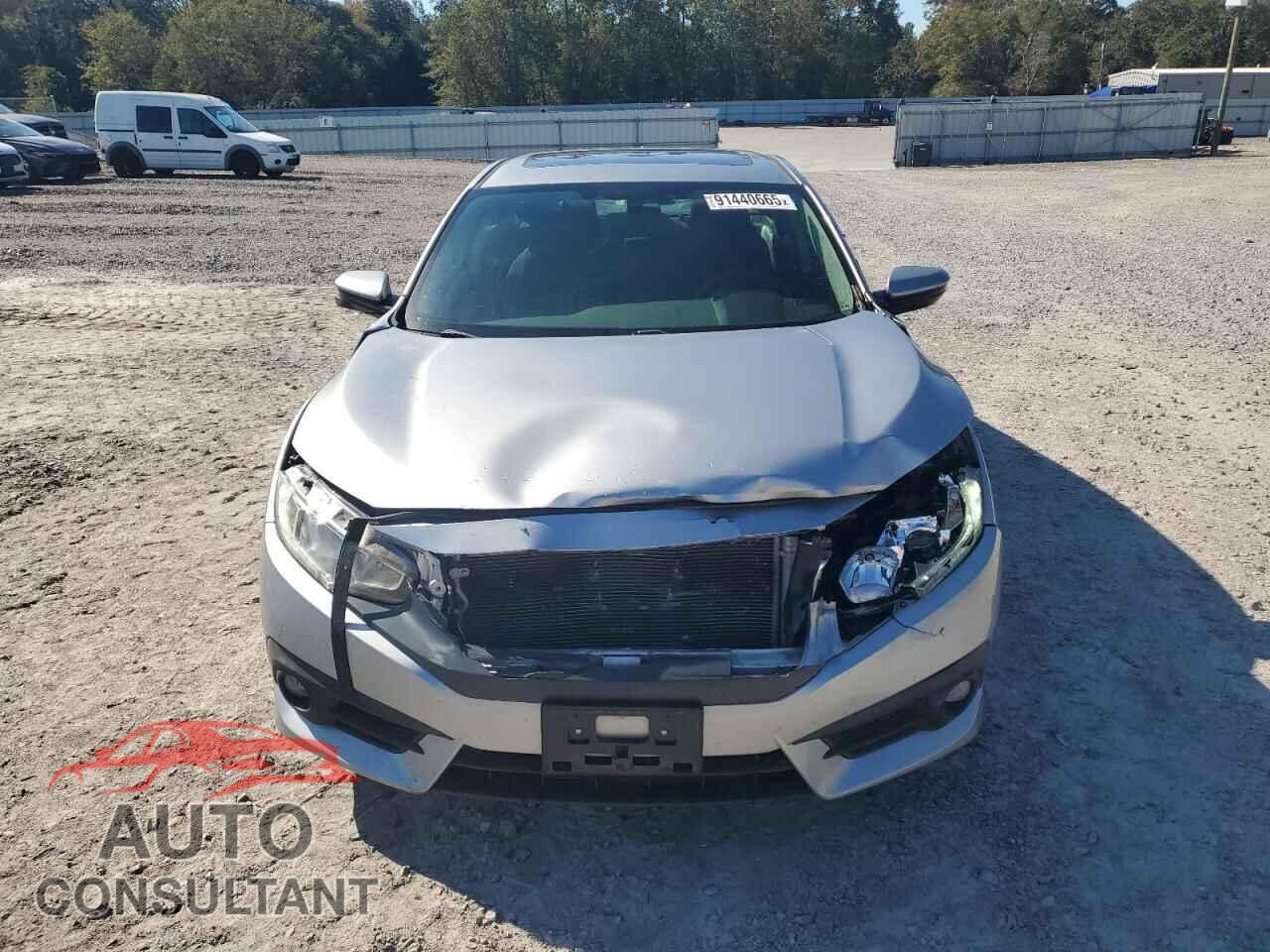 HONDA CIVIC 2017 - 19XFC1F30HE014587