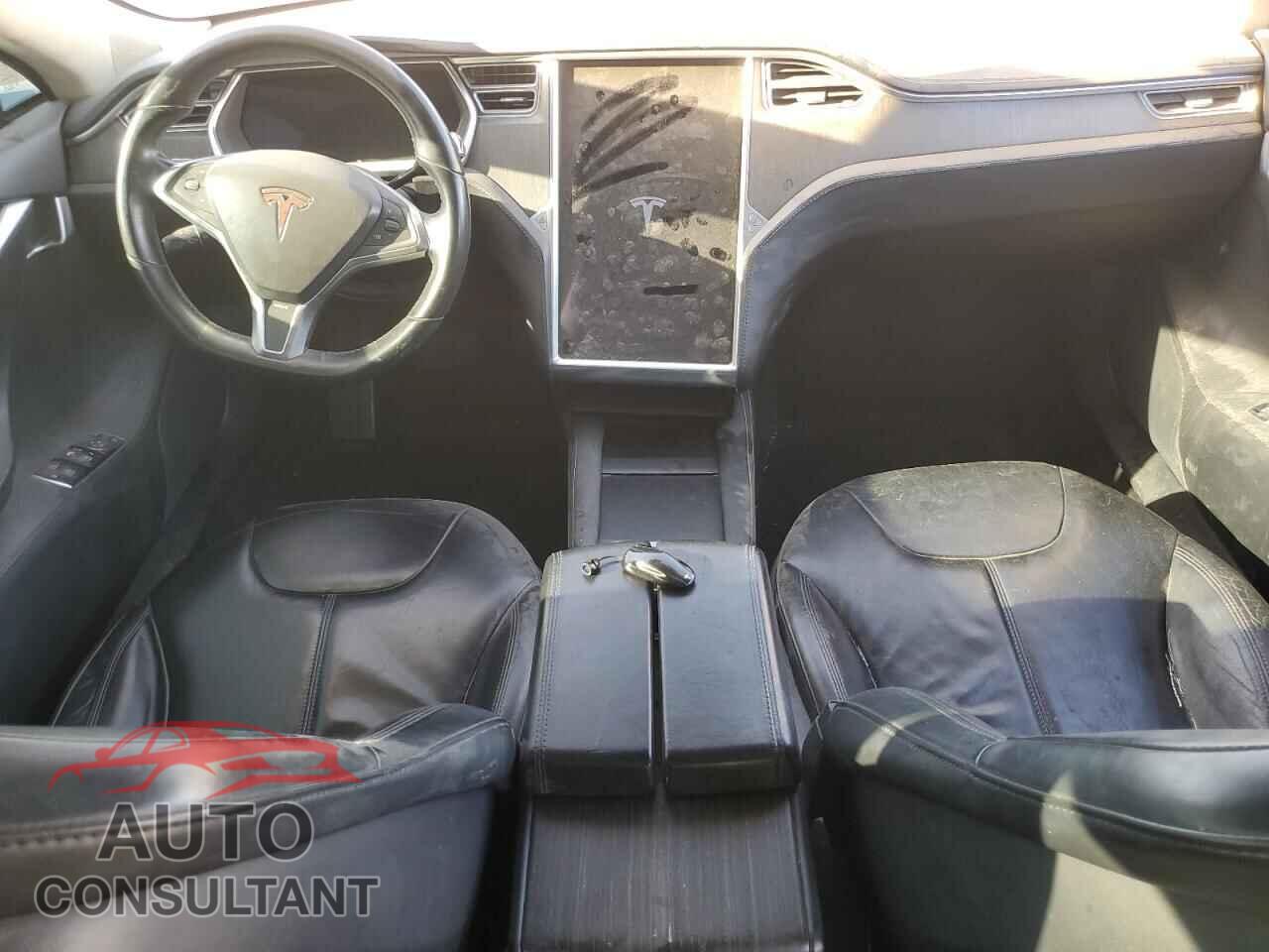 TESLA MODEL S 2013 - 5YJSA1AG9DFP12800