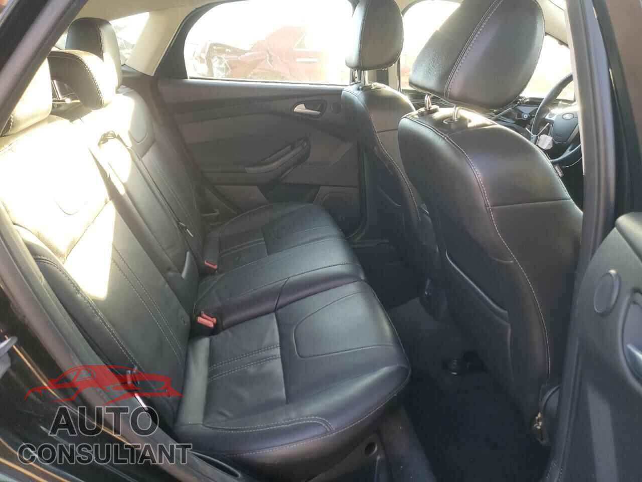 FORD FOCUS 2014 - 1FADP3N22EL192302