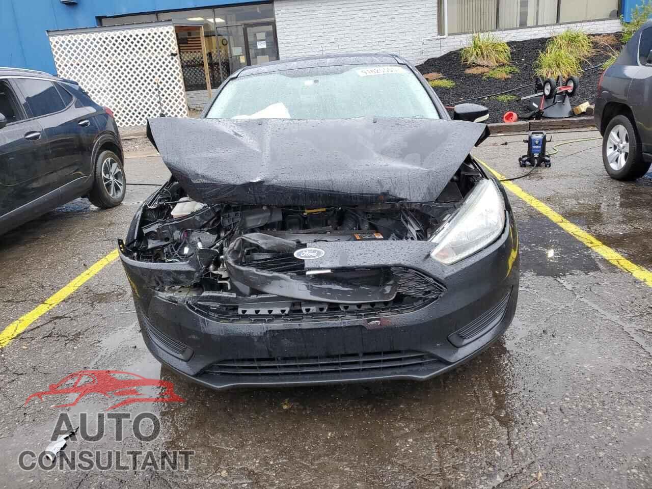 FORD FOCUS 2016 - 1FADP3F22GL244321