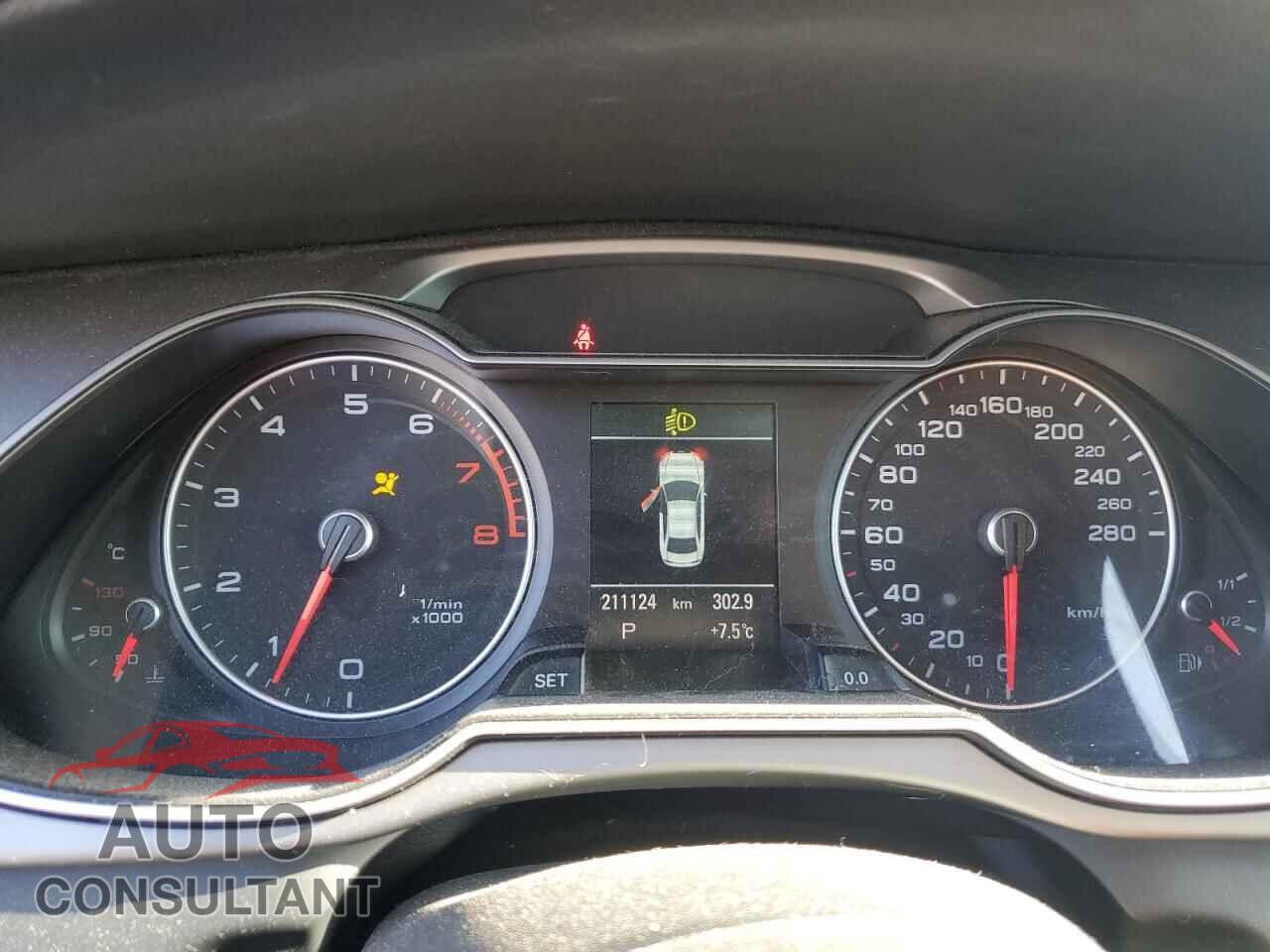 AUDI A4 2013 - WAUFFCFL0DN019875