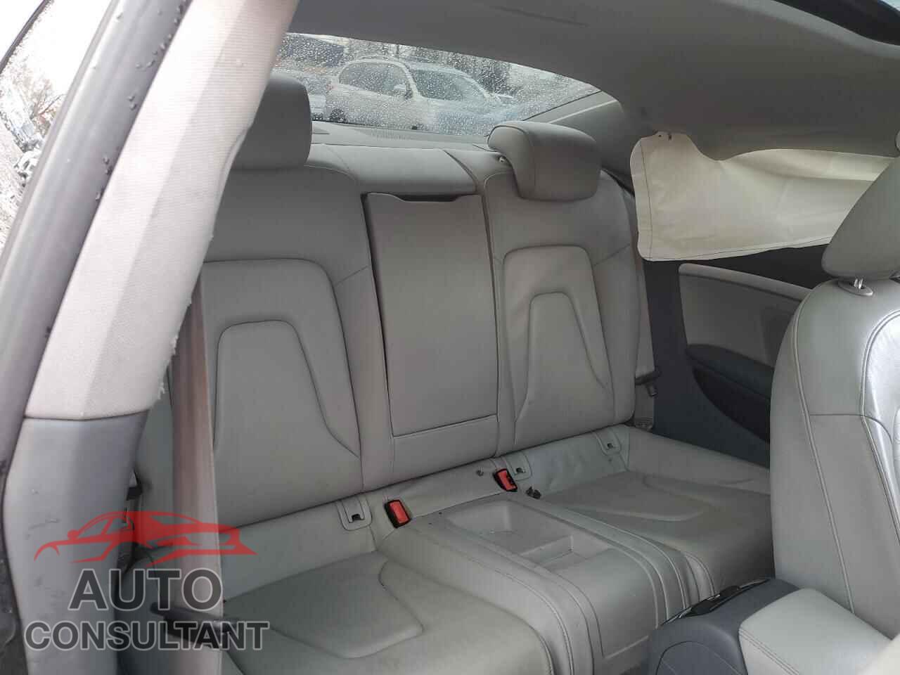 AUDI A5 2013 - WAULFAFR6DA029457
