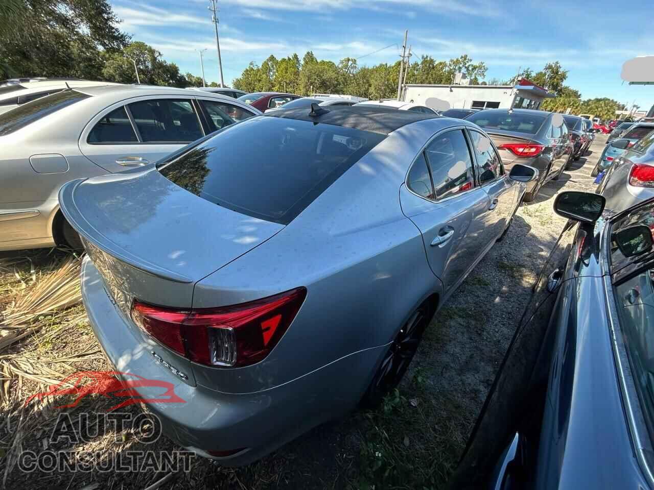 LEXUS IS 2011 - JTHBF5C20B5141236
