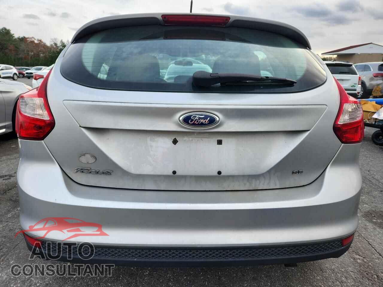 FORD FOCUS 2014 - 1FADP3K23EL313049