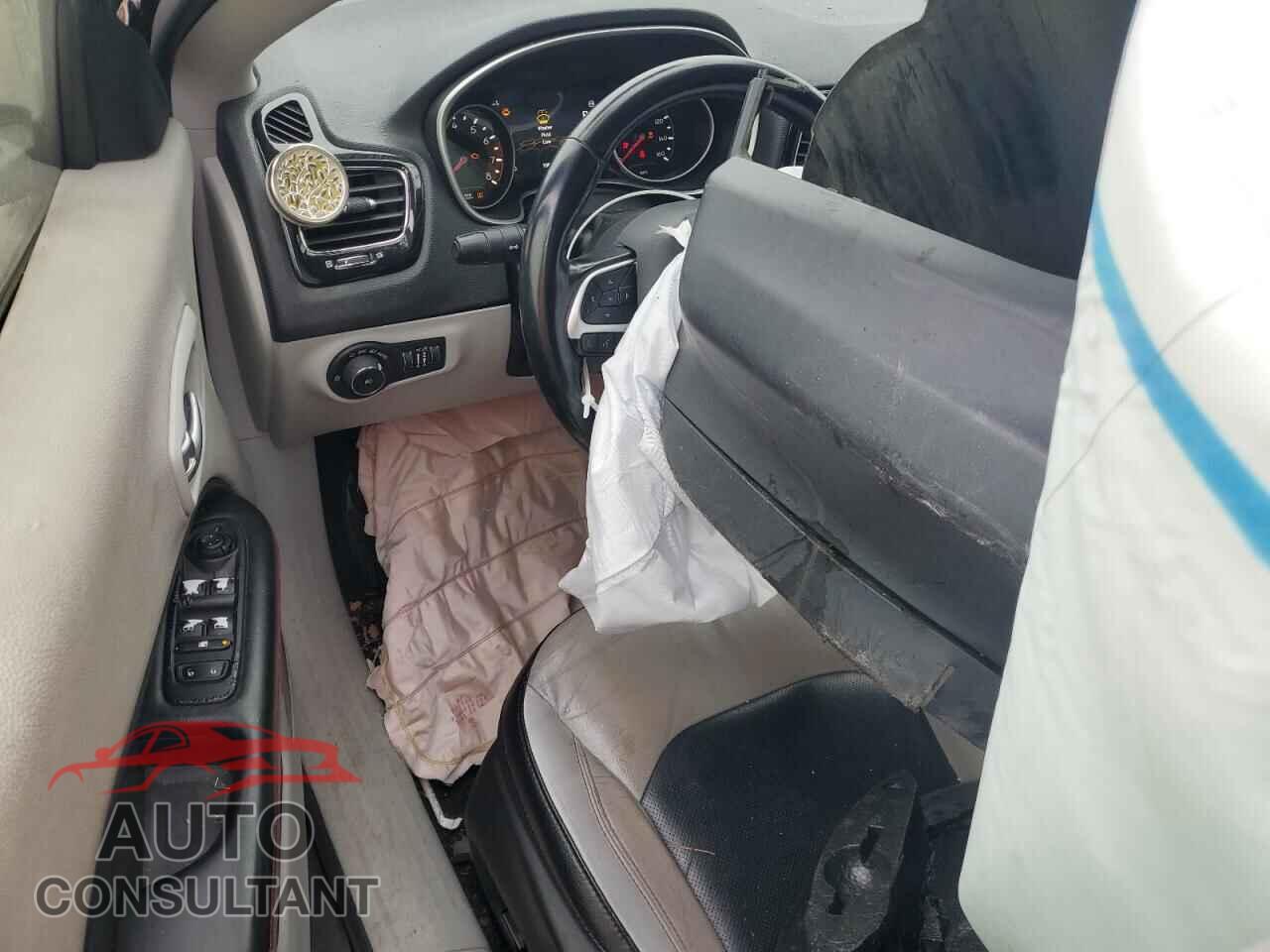 JEEP COMPASS 2020 - 3C4NJCCB7LT198603